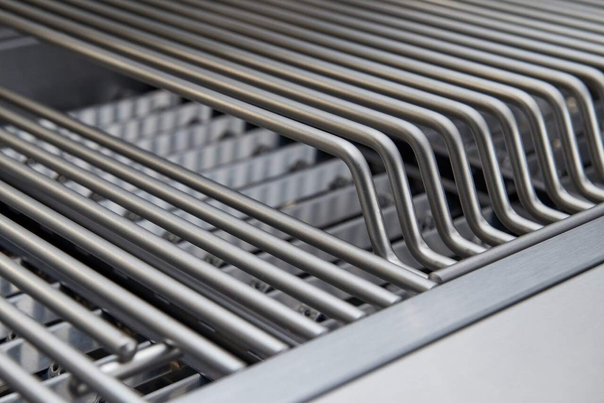 Broilmaster B-Series Deluxe 32-Inch Freestanding Stainless Steel Gas Grill with Rear Infrared Burner
